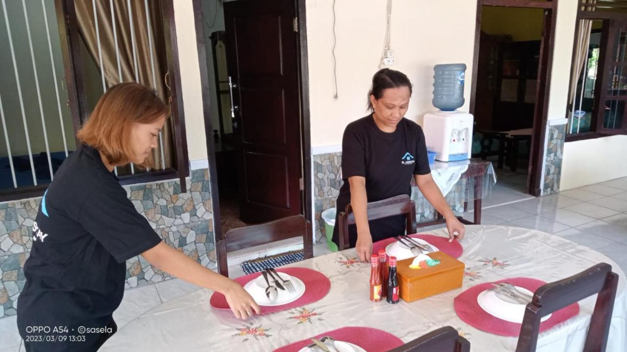 El Homestay Bunaken Exterior foto